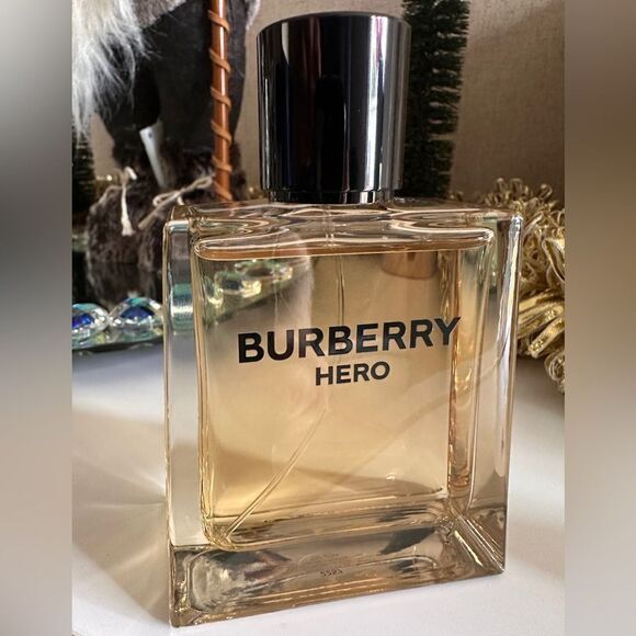 Burberry Hero Eau de Toilette - Strength, Sophistication & Timeless Appe… - Picture 5 of 17